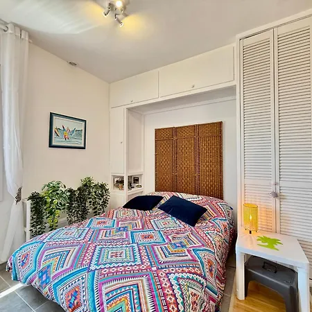 Apartament Moderne - Terrasse - Parking Prive