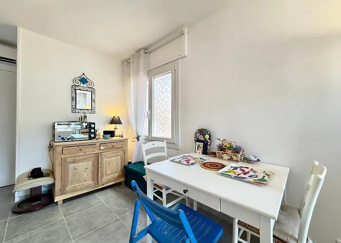 Moderne - Terrasse - Parking Prive