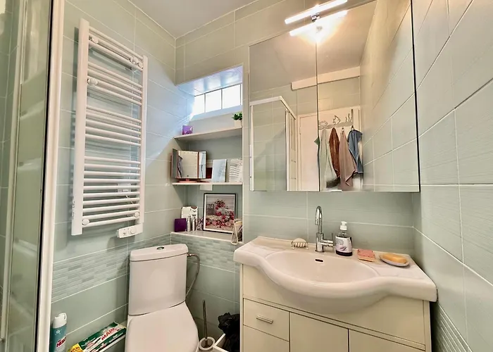 Moderne - Terrasse - Parking Prive Carqueiranne