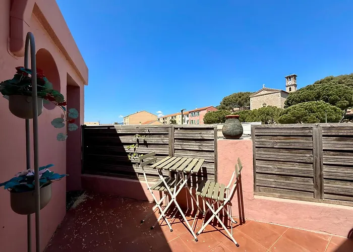 Daire Moderne - Terrasse - Parking Prive Carqueiranne